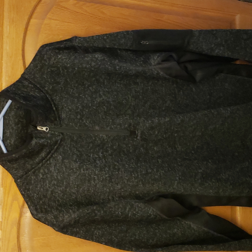 Pullover - Picture 2 of 5